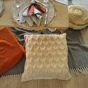 Coussin mousse beige E&C events location matériel Pays de gex 01 France