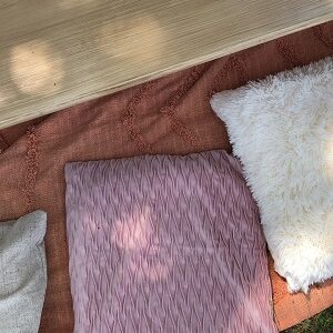 Coussin Rose Pale à Motif